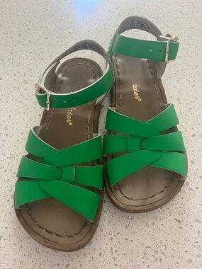 Saltwater' Green Leather Strappy Ankle‑Buckle Sandals - Kids Shoes